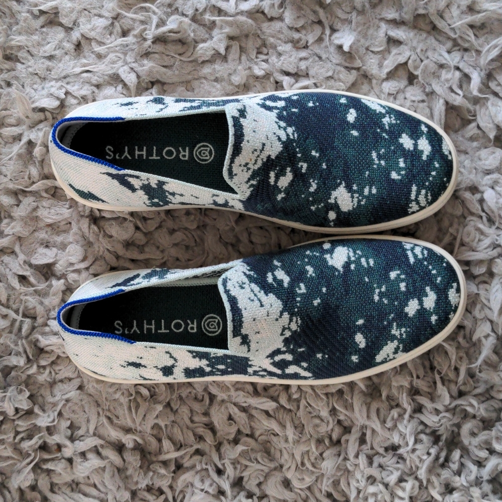 Rothys Sea Green Sneakers NWOT